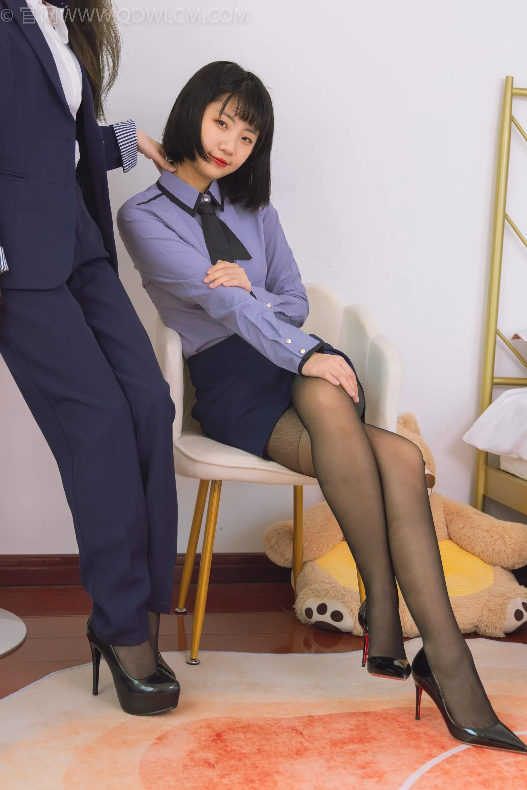 物恋传媒 NO.1498 暗月卿卿-办公室闺蜜 [151P]插图5